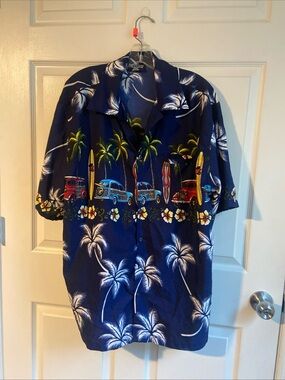 Pacific & Co. Men's Navy Hawaiian Short-Sleeve Shirt with Surf Car & Palm Print